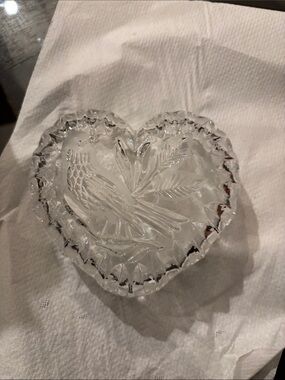 Vintage Hofbauer Byrdes Germany crystal bird heart trinket dish etched frosted 4